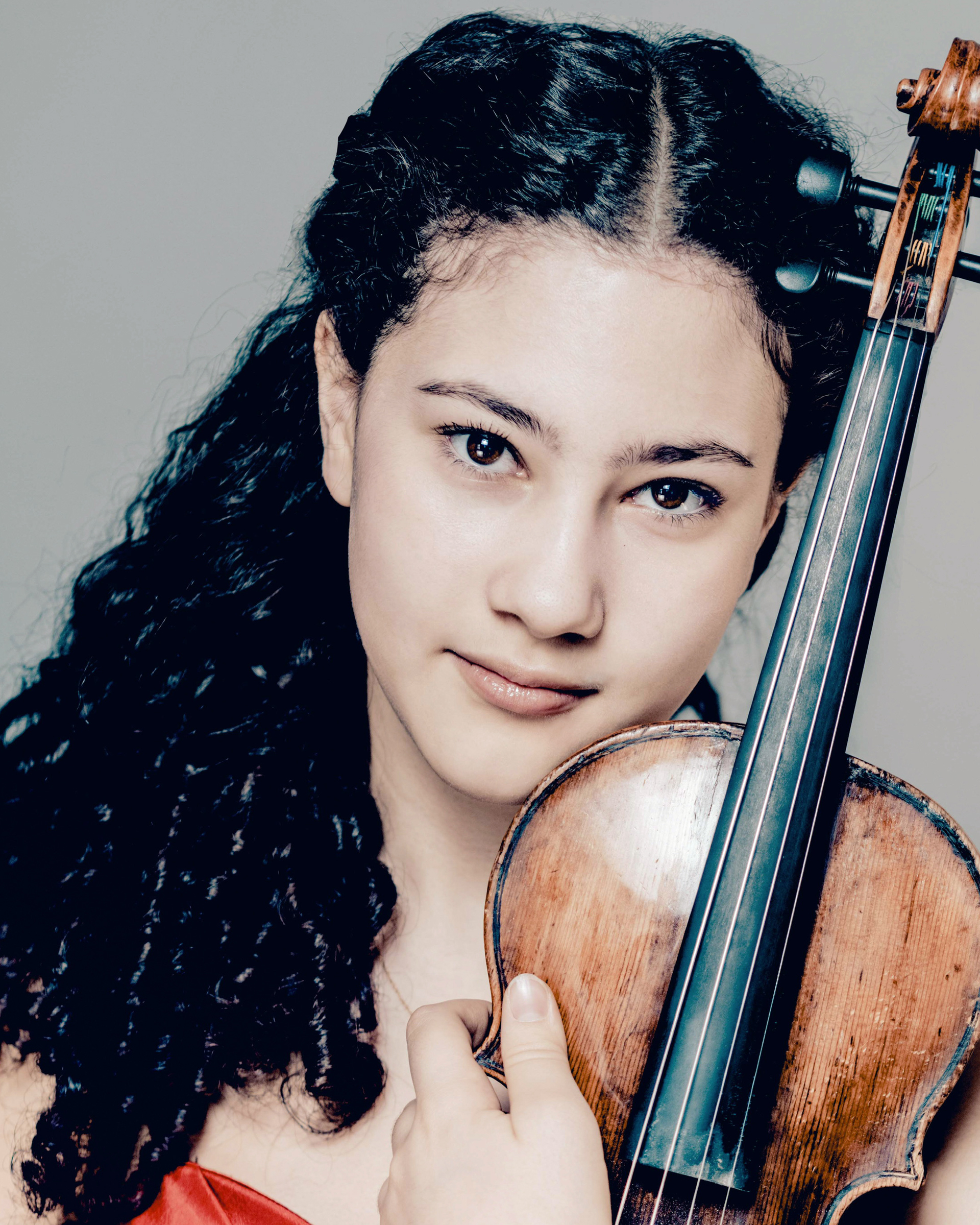 Mariam Abouzahra_Viotti 01 Mariam Abouzahra_Viotti 01