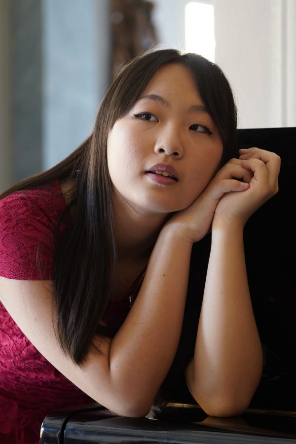 Monica Zhang foto 1