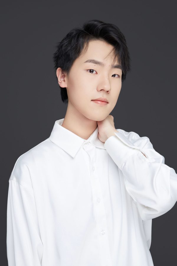 Shengen Jin foto 1